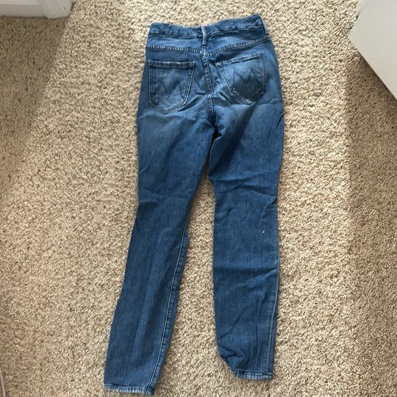 MOTHER high waisted looker ankle jeans - Picture 3 of 5